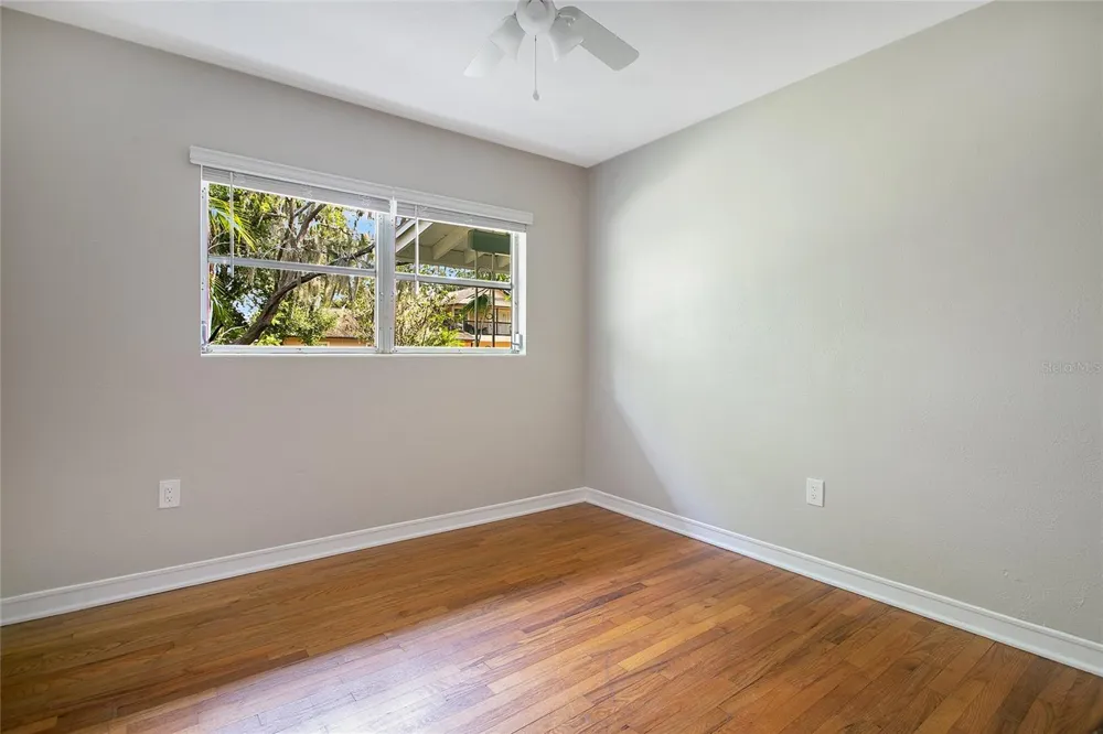 1955 ELAND AVENUE Winter Park, FL 32789