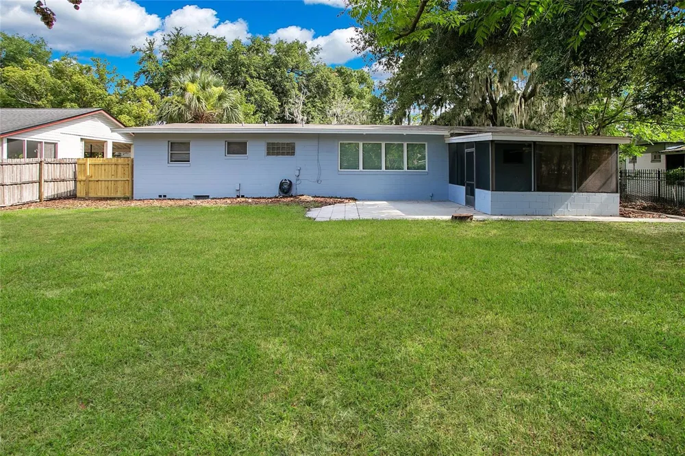 1955 ELAND AVENUE Winter Park, FL 32789