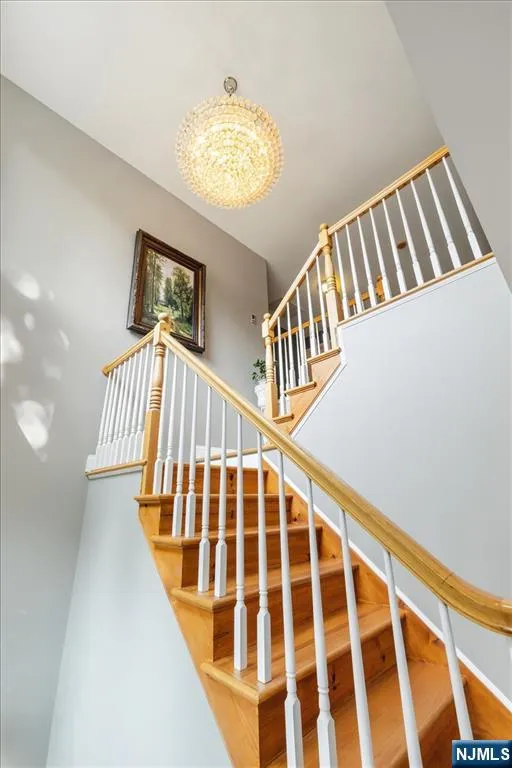 30 Beverly Road Glen Rock, NJ 07452