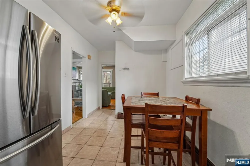 406-408 3rd Avenue Newark, NJ 07107