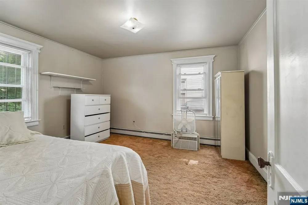 406-408 3rd Avenue Newark, NJ 07107