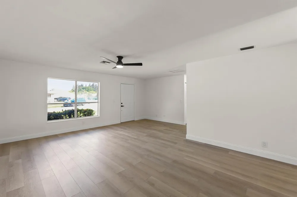 7406 Willow Spring Circle Boynton Beach, FL 33436