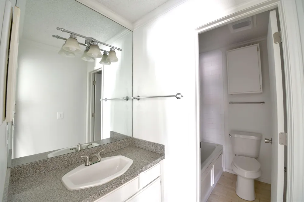 7114 E 98th Street Tulsa, OK 74133