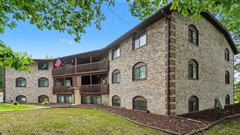 3339 S Cabaret Trail