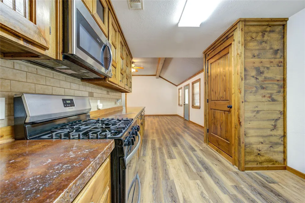 8805 Sun Oil Road Brenham, TX 77833