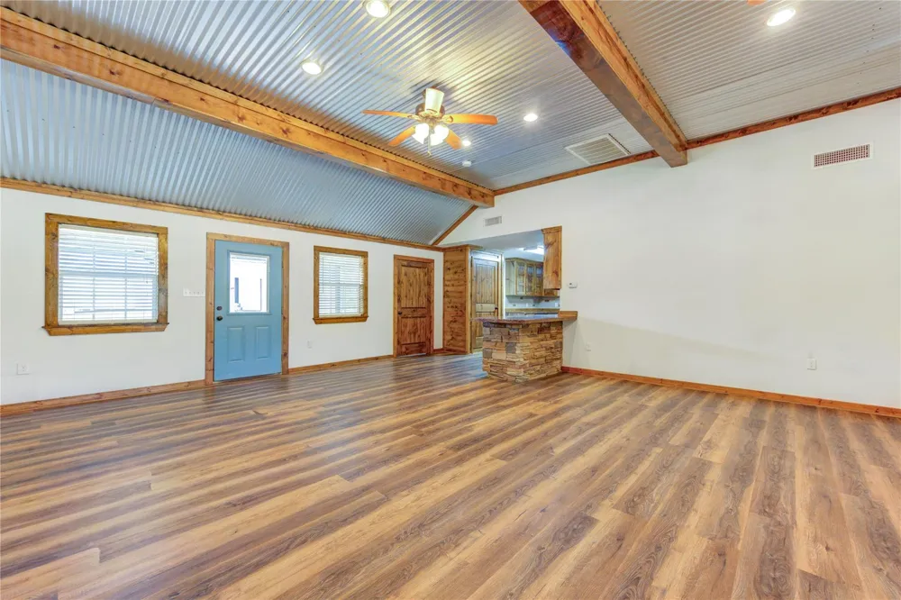 8805 Sun Oil Road Brenham, TX 77833