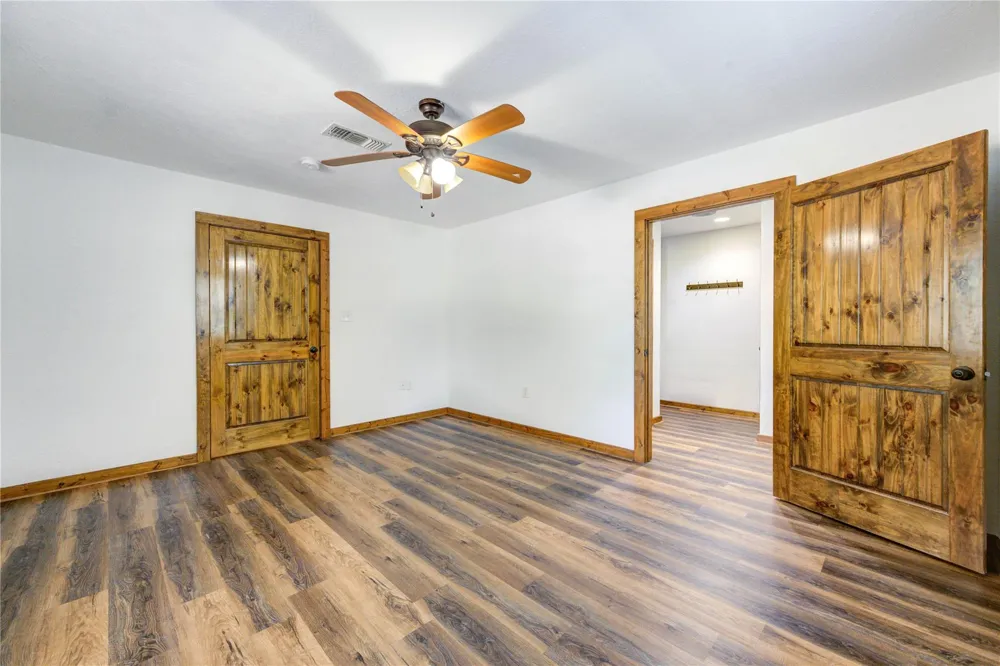 8805 Sun Oil Road Brenham, TX 77833