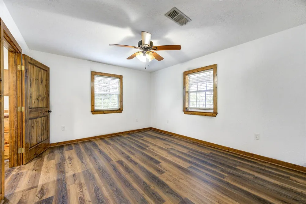 8805 Sun Oil Road Brenham, TX 77833