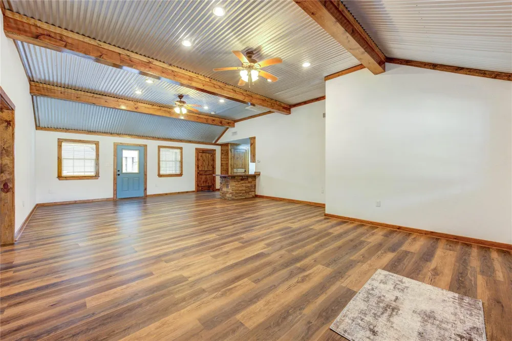 8805 Sun Oil Road Brenham, TX 77833