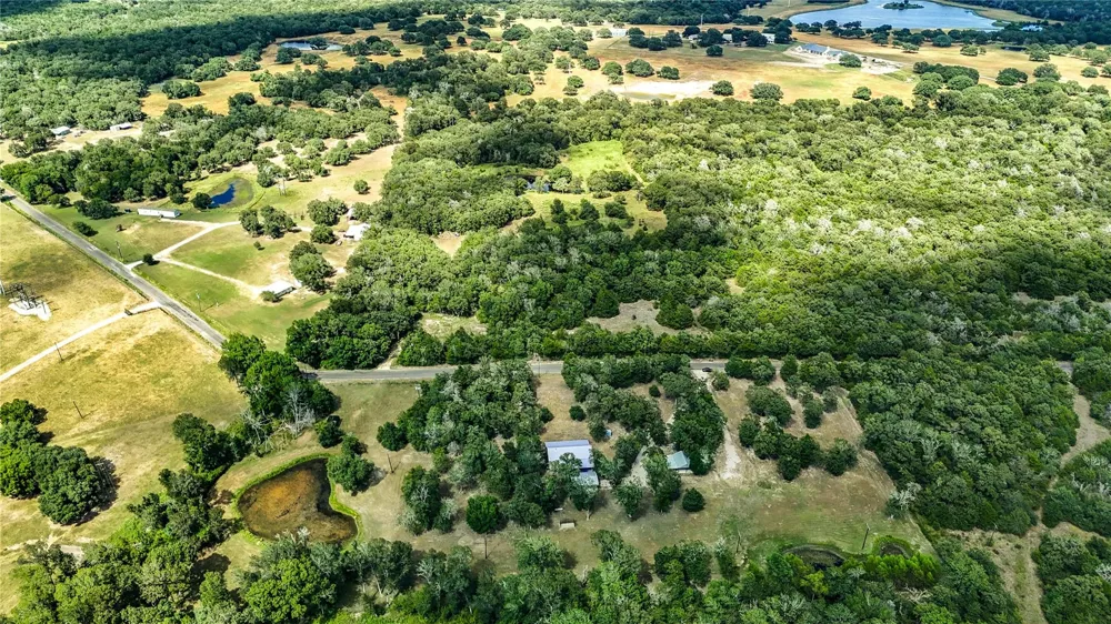 8805 Sun Oil Road Brenham, TX 77833