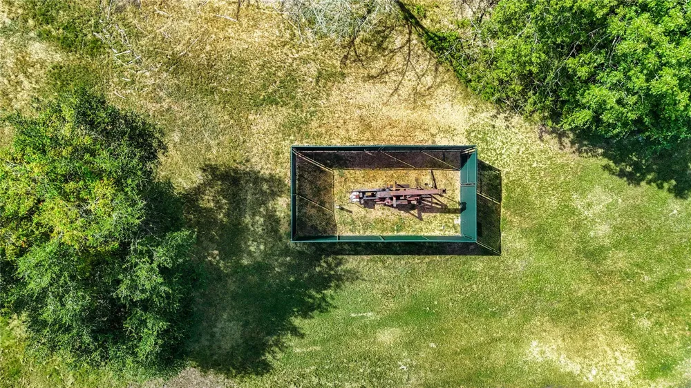 8805 Sun Oil Road Brenham, TX 77833