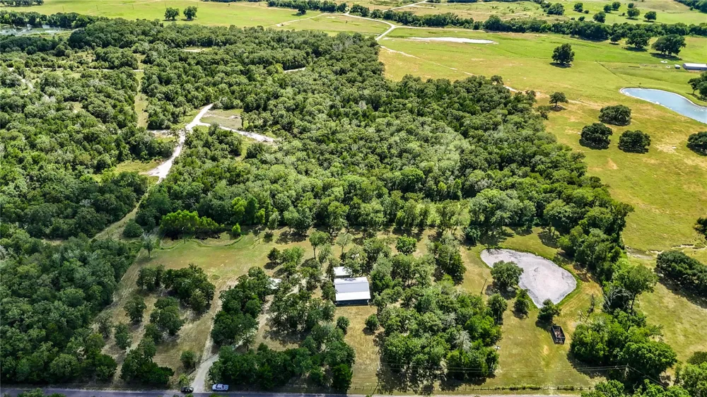 8805 Sun Oil Road Brenham, TX 77833