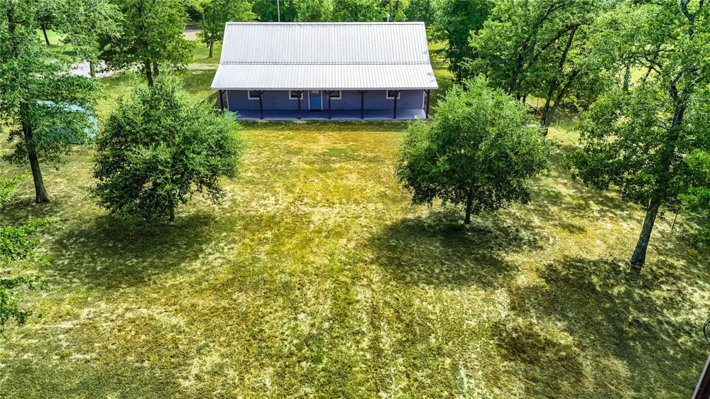 8805 Sun Oil Road Brenham, TX 77833