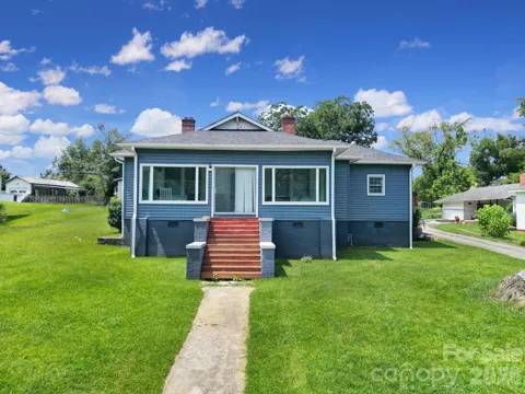 14 Argonne Avenue