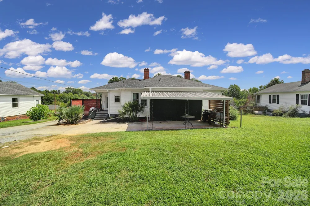 14 Argonne Avenue Great Falls, SC 29055