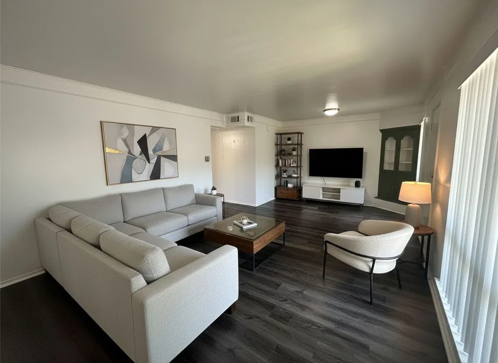 5014 Les Chateaux Drive #230 Dallas, TX 75235