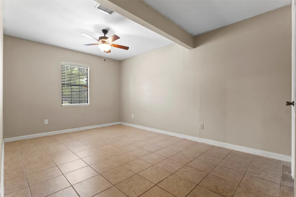 207 Washington Avenue Saginaw, TX 76179