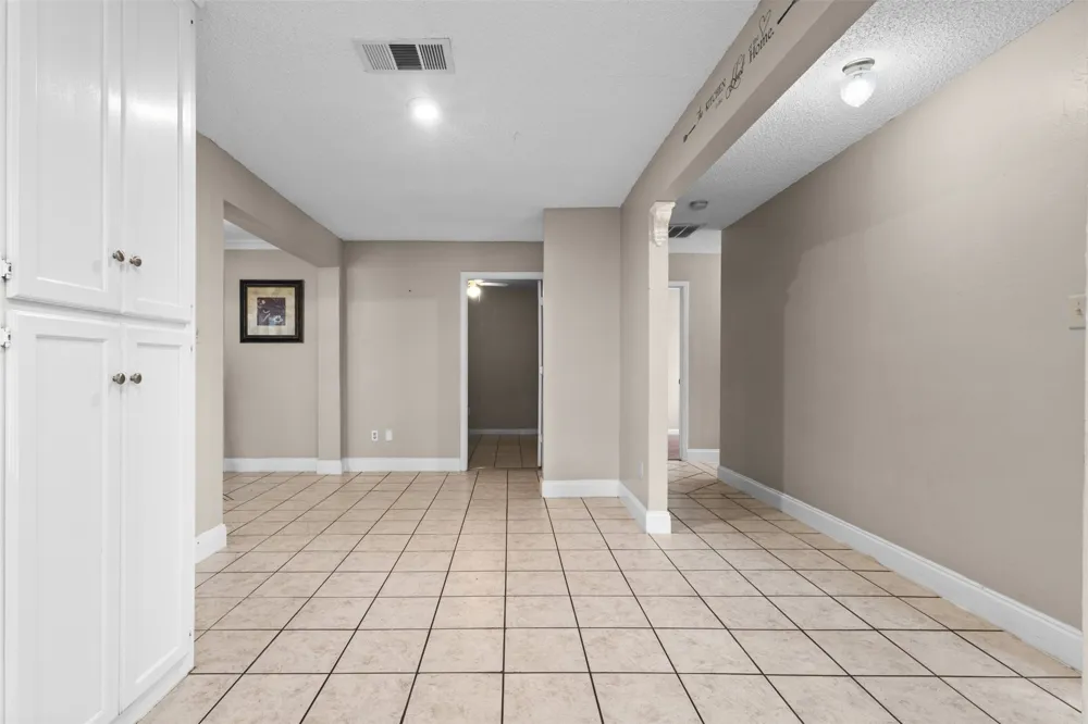207 Washington Avenue Saginaw, TX 76179