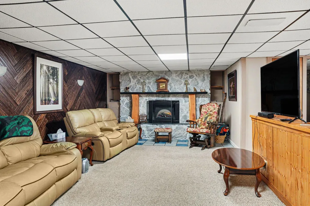 4071 S 7th Street Kalamazoo, MI 49009