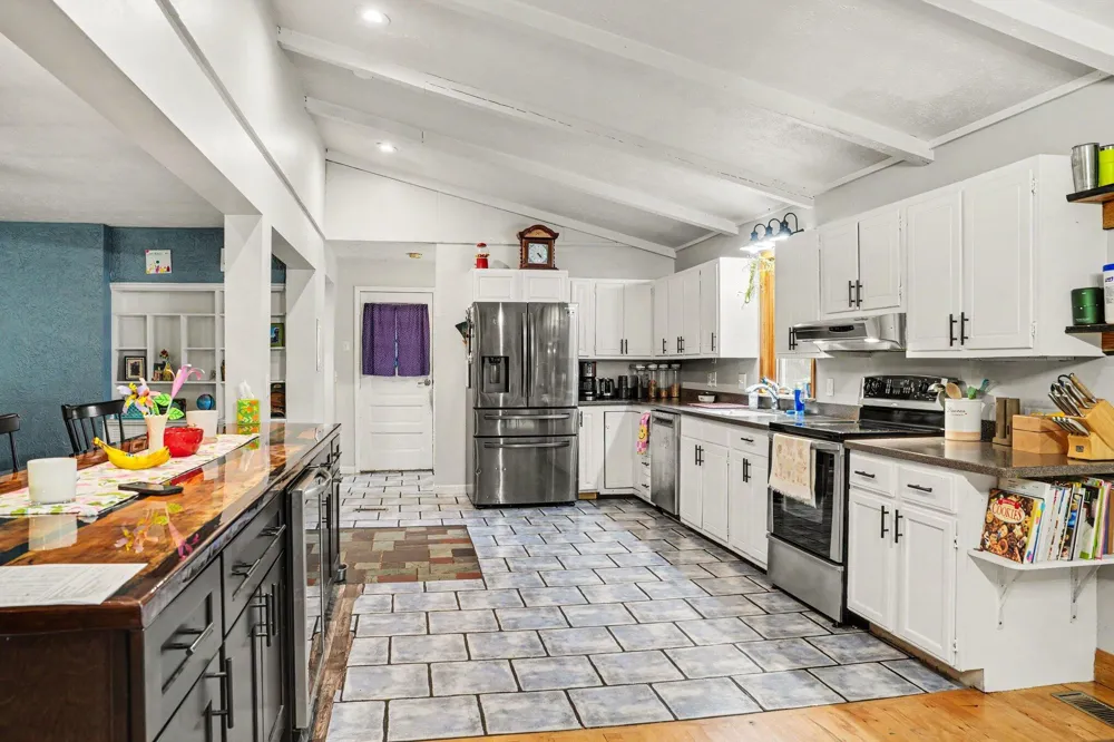 4071 S 7th Street Kalamazoo, MI 49009