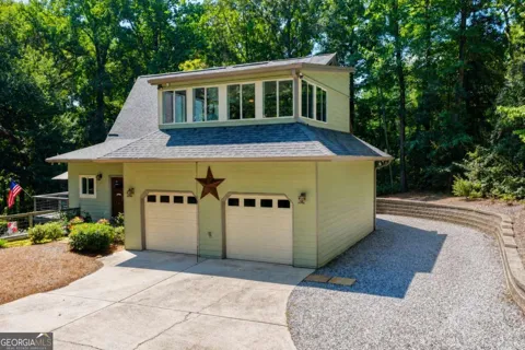 6173 Pine CIR