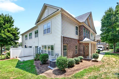 16718 Dolcetto Way