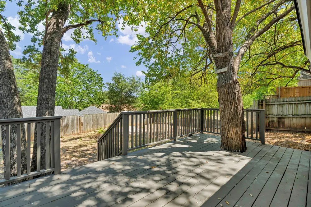 601 State Street Weatherford, TX 76086