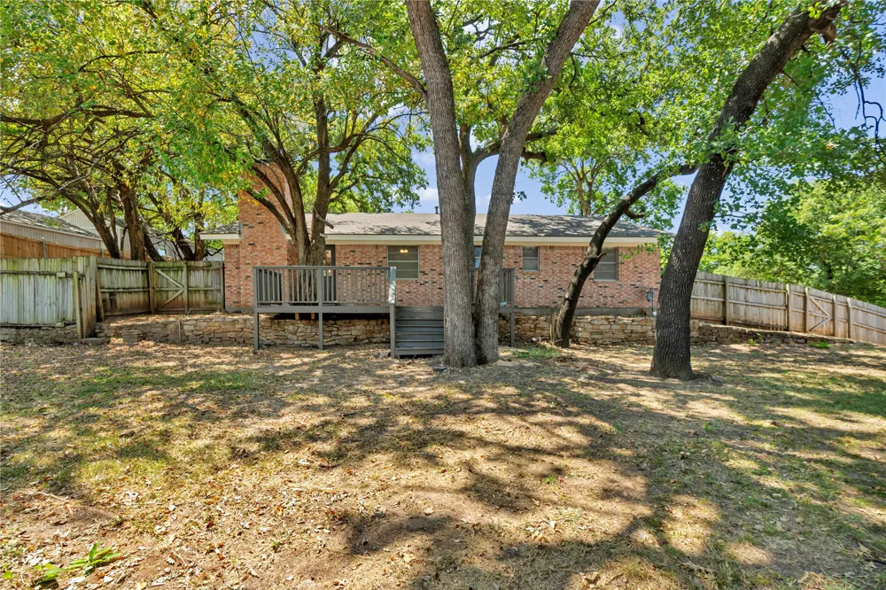601 State Street Weatherford, TX 76086