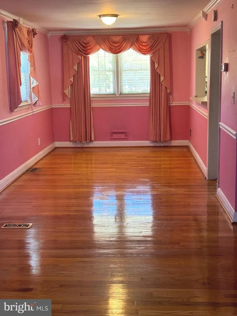 1525 CLAIRIDGE ROAD Baltimore, MD 21207