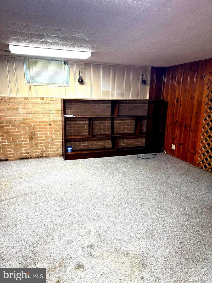 1525 CLAIRIDGE ROAD Baltimore, MD 21207