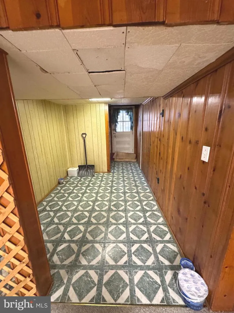 1525 CLAIRIDGE ROAD Baltimore, MD 21207