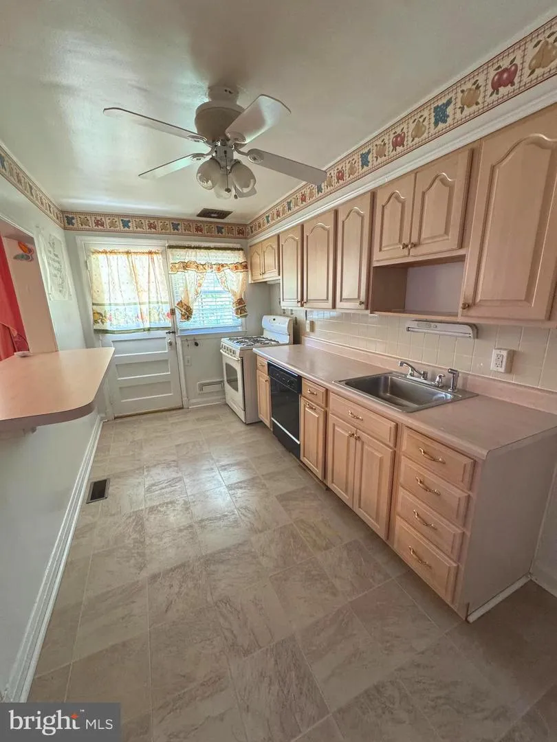1525 CLAIRIDGE ROAD Baltimore, MD 21207