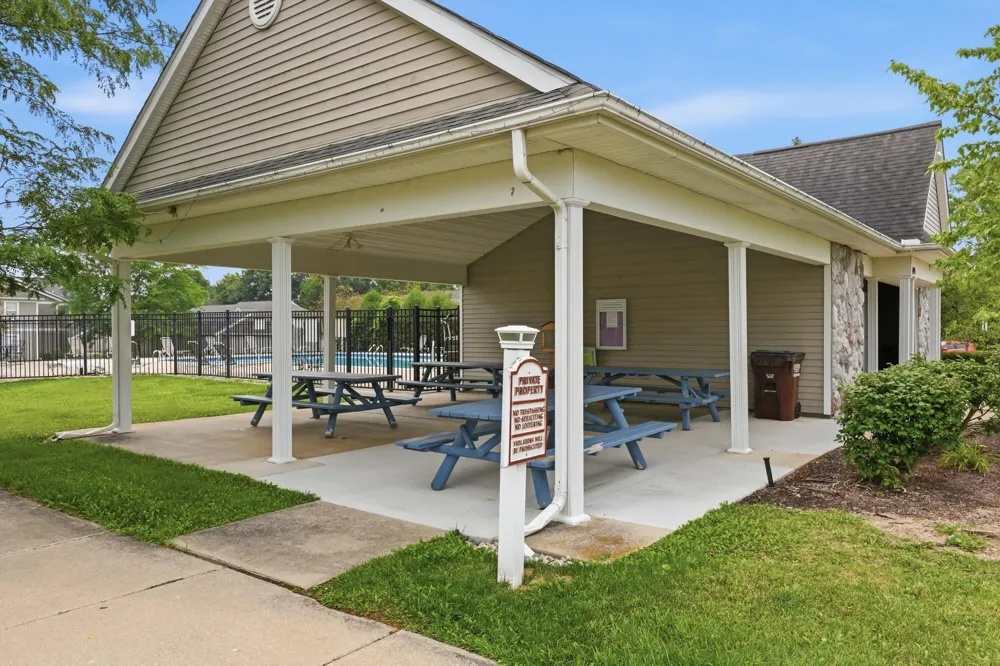 1335 Millbrook Trail Ann Arbor, MI 48108