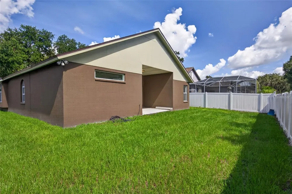 2701 BROOKVILLE DRIVE Valrico, FL 33596