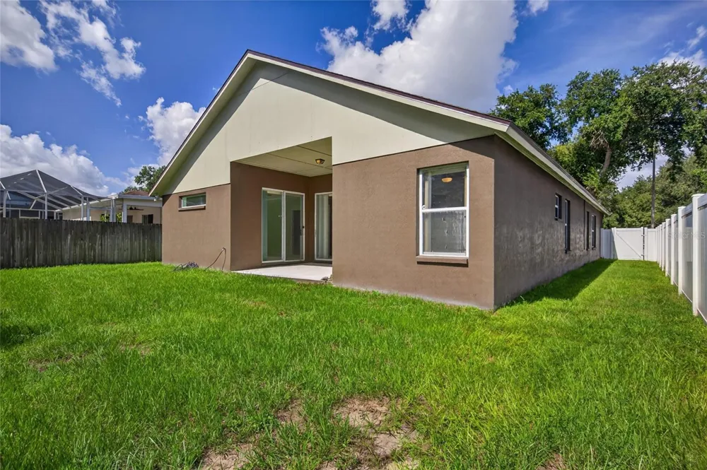 2701 BROOKVILLE DRIVE Valrico, FL 33596
