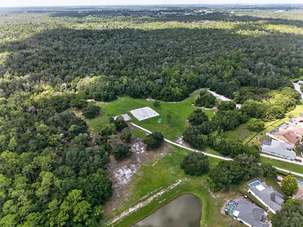 2701 BROOKVILLE DRIVE Valrico, FL 33596
