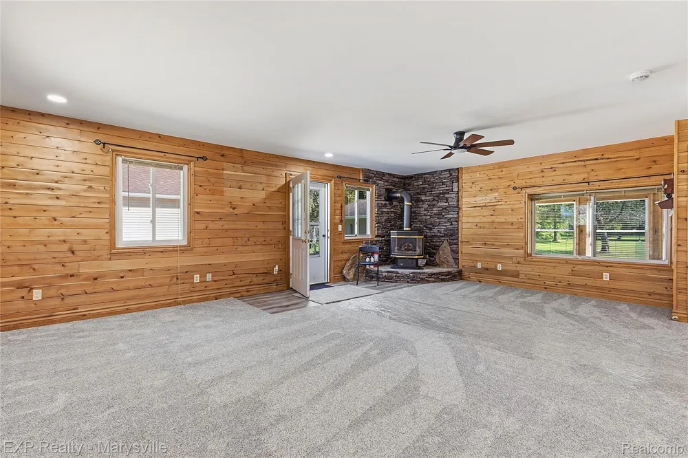 13739 Yale Road Yale City, MI 48097