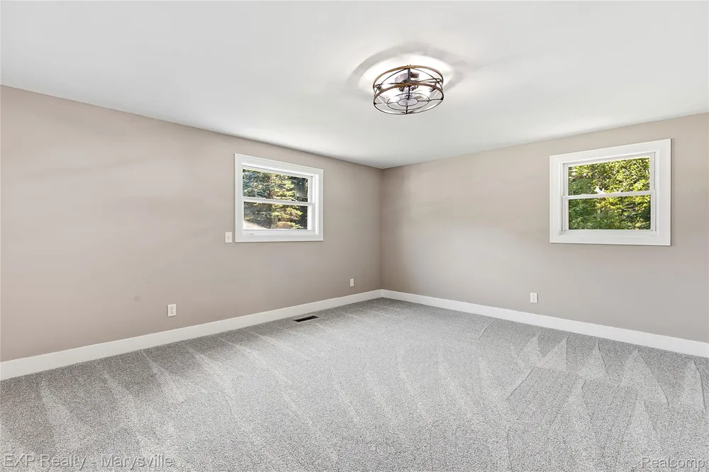 13739 Yale Road Yale City, MI 48097