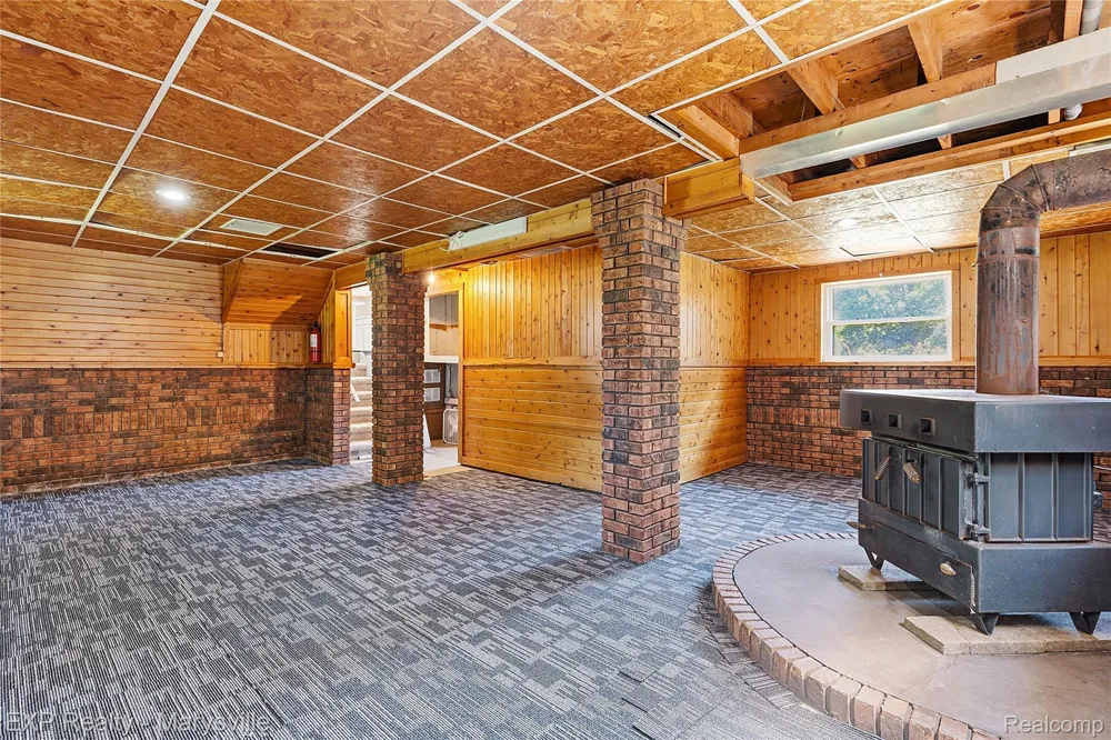 13739 Yale Road Yale City, MI 48097