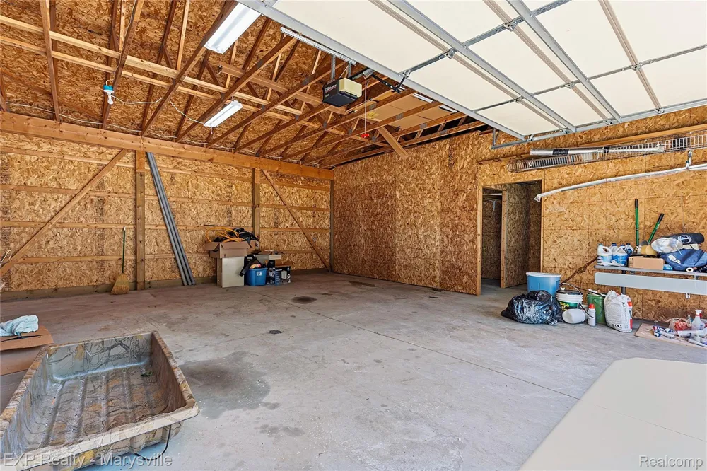 13739 Yale Road Yale City, MI 48097