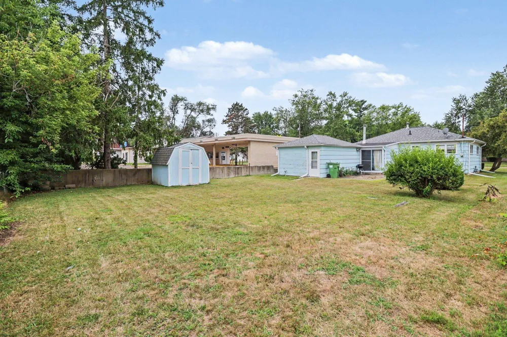 216 21st Street Springfield City, MI 49037