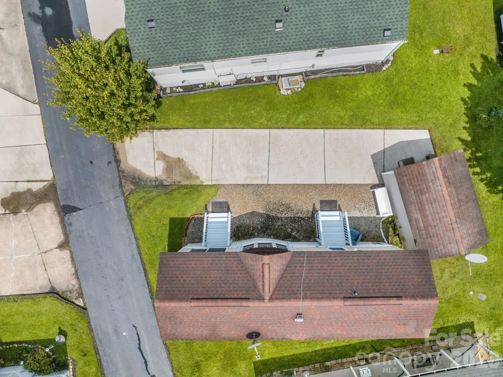53 Strollers Lane Waynesville, NC 28785