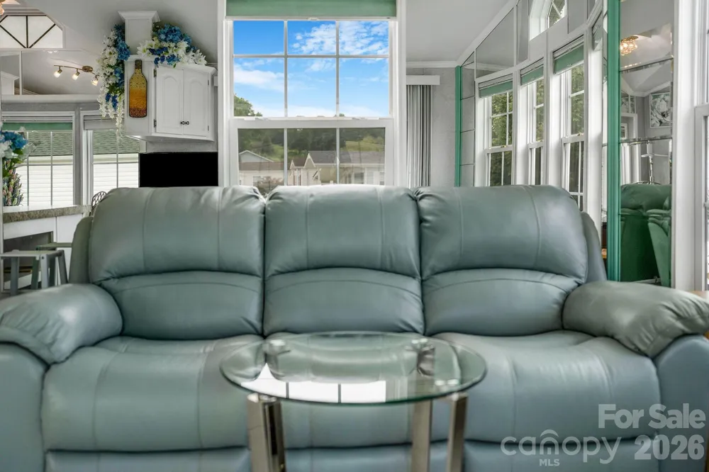53 Strollers Lane Waynesville, NC 28785