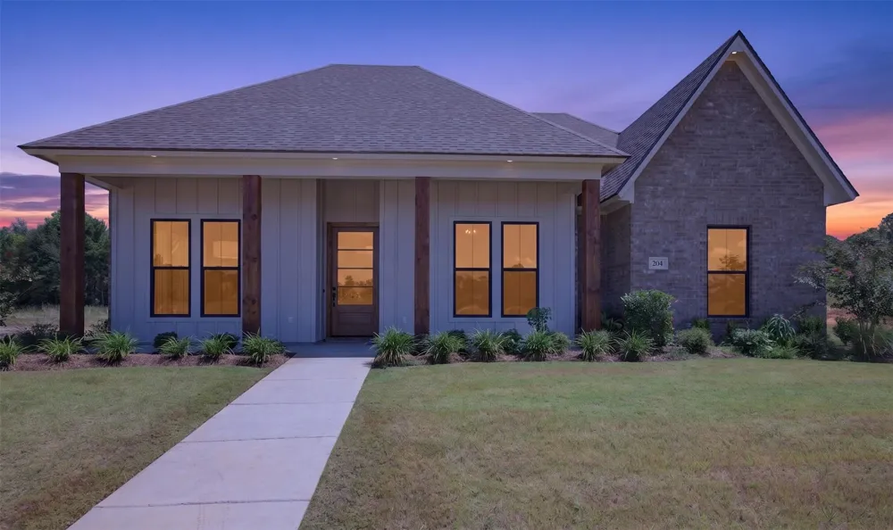 204 St Andrews Lane Benton, LA 71006