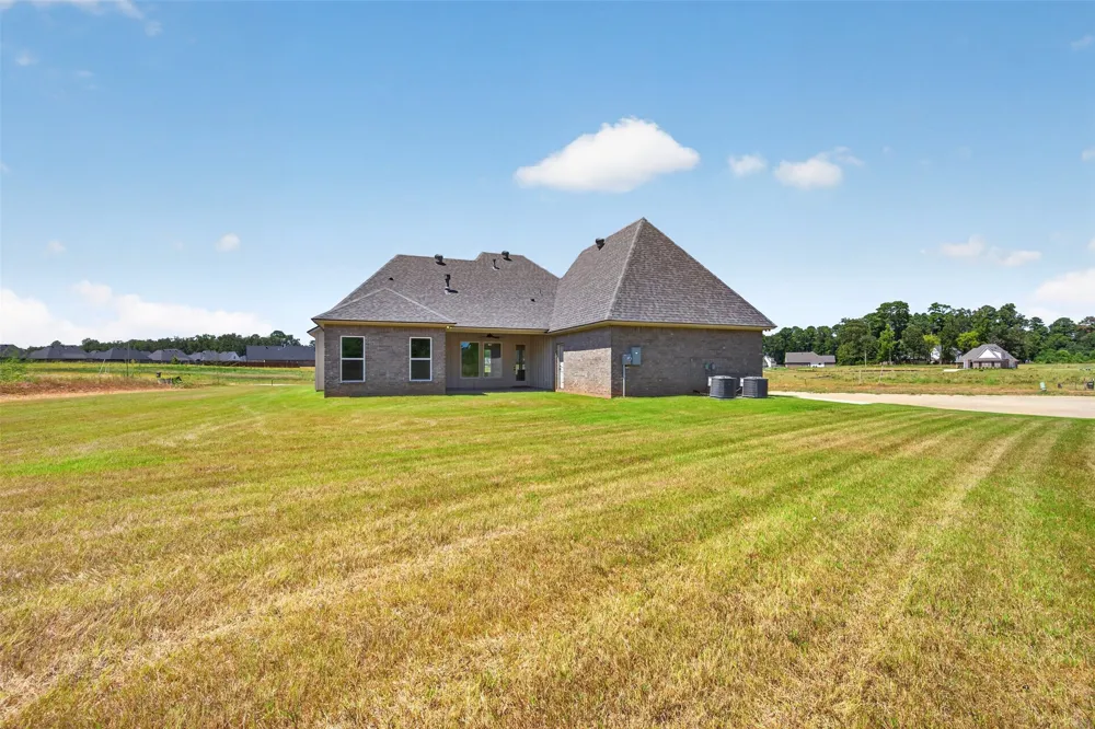 204 St Andrews Lane Benton, LA 71006