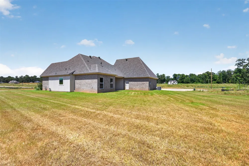 204 St Andrews Lane Benton, LA 71006