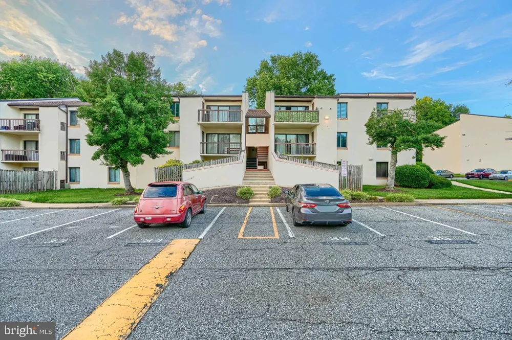 10108 CAMPUS WAY S #203-3C Upper Marlboro, MD 20774