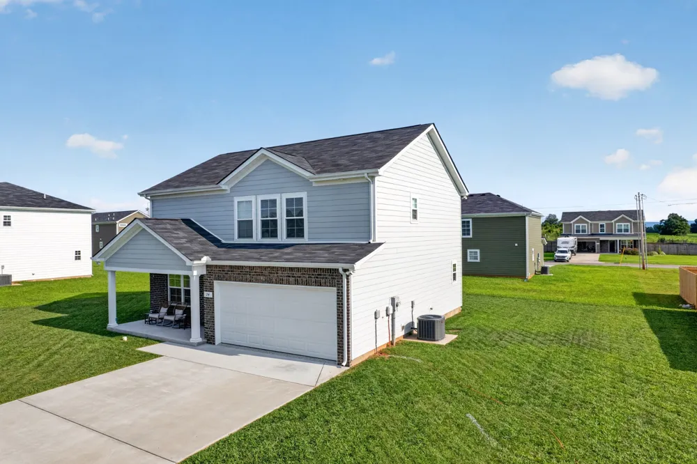 74 Frost St Decherd, TN 37324