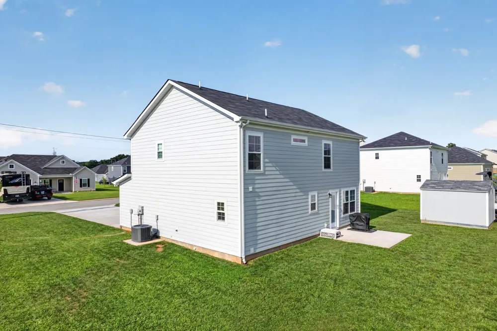 74 Frost St Decherd, TN 37324