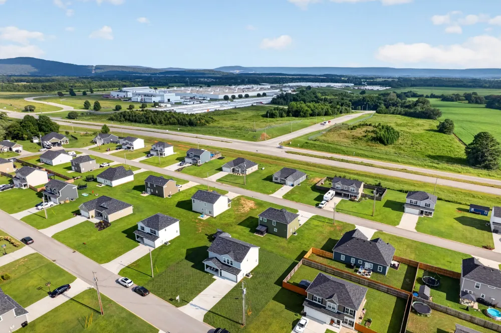 74 Frost St Decherd, TN 37324